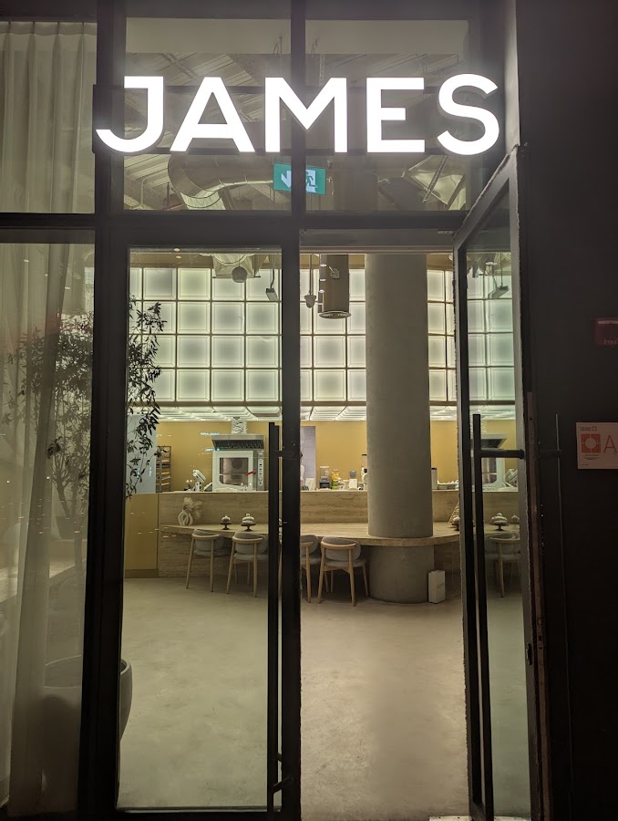 James Cafe - Al Qana