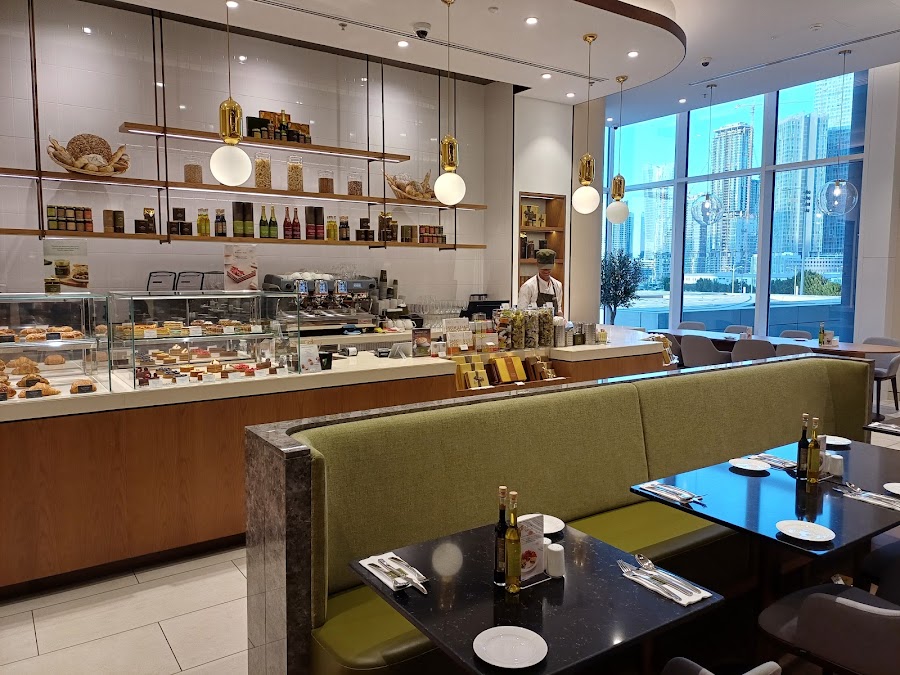 Café Bateel and Bateel Boutique, Reem Mall