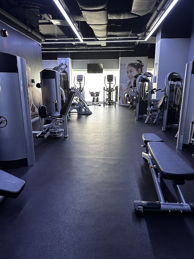 California Gym Abu dhabi