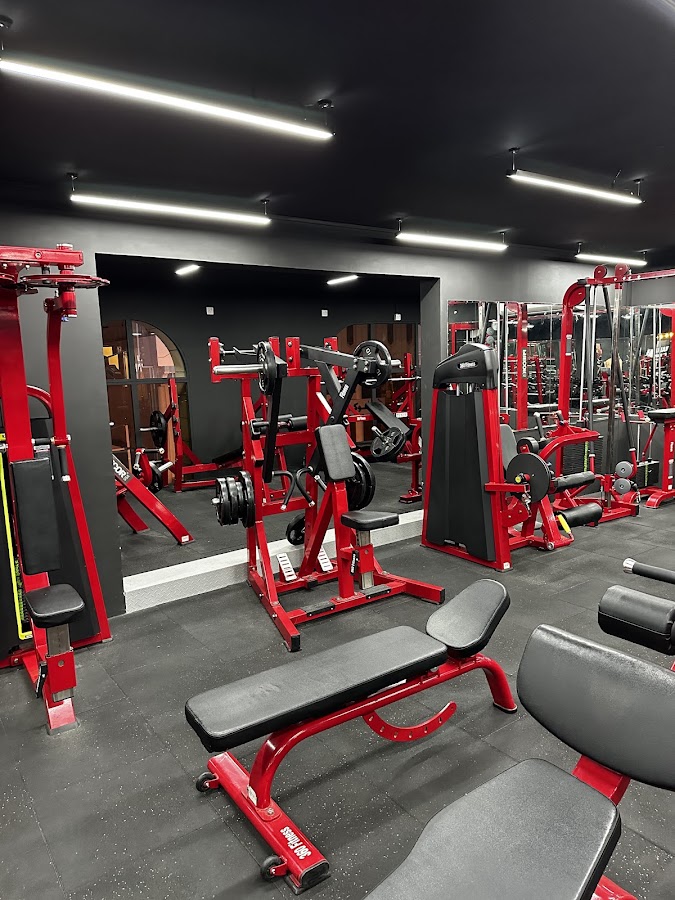 NEW MAX LIFE FITNESS GYM