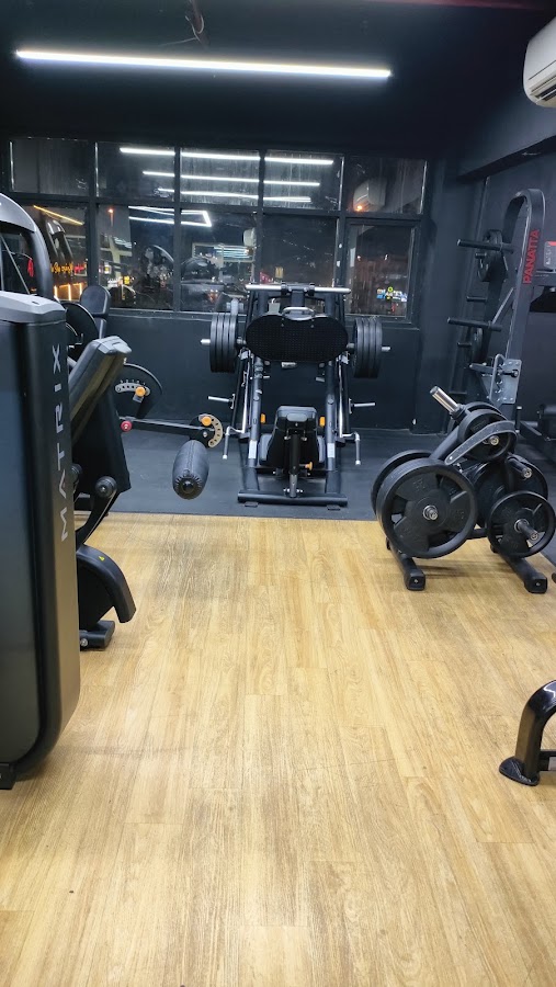 100 gym sanaiya branch-2