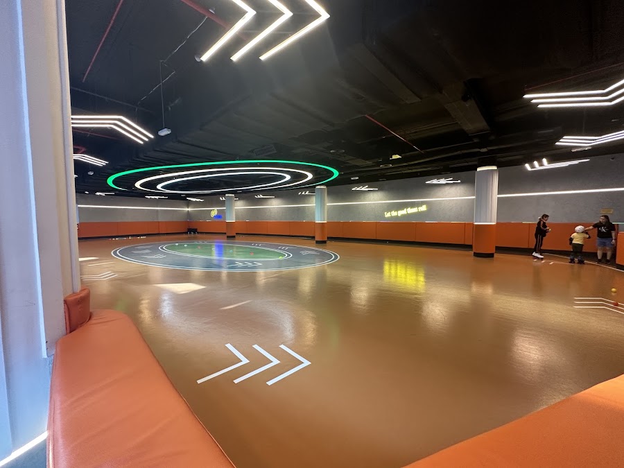 Go Skate Roller Skating