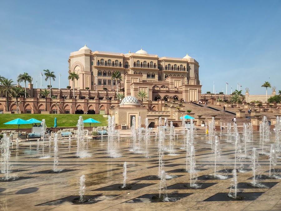 Emirates Palace Fountain