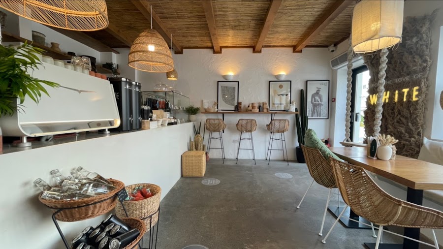 White cafe