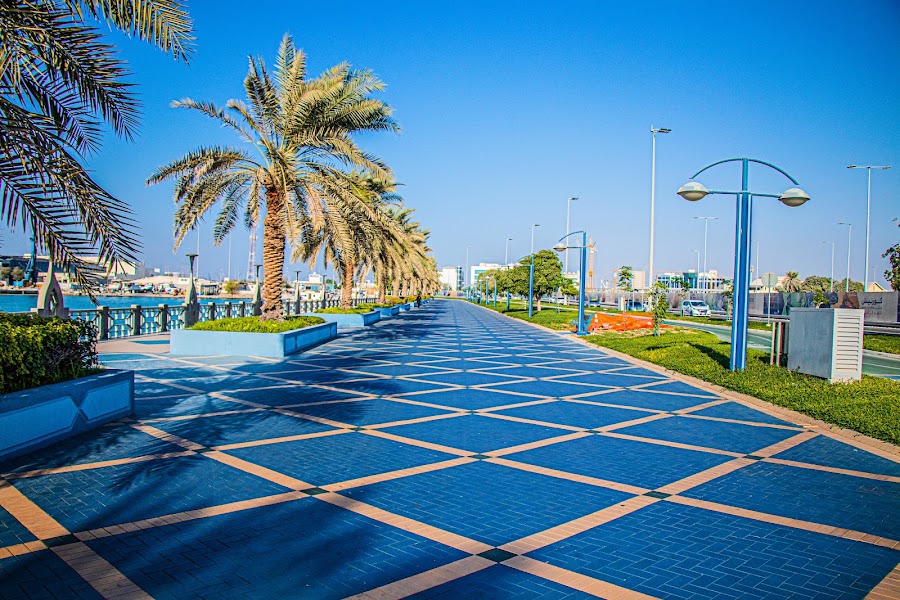 Corniche Track