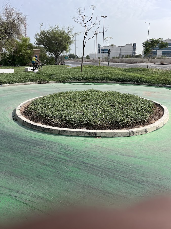 Corniche Cycle Track