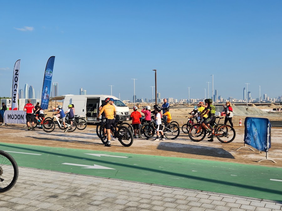 Al Hudayriyat Cycle Track