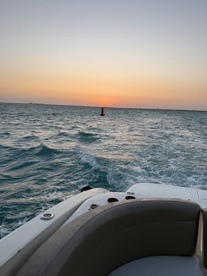 The Captain's Club - Saadiyat Marina