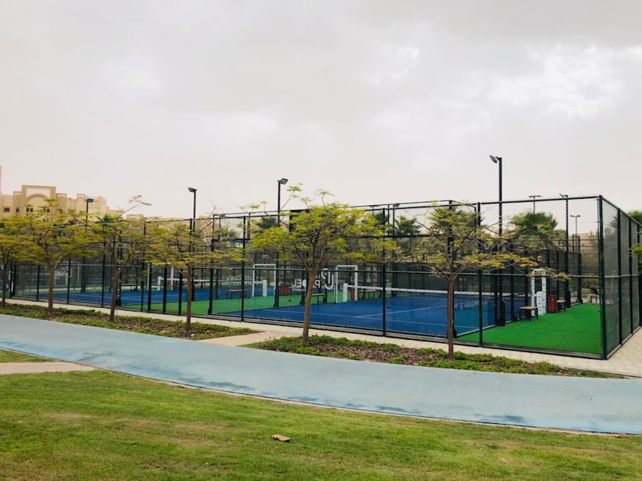 Lets Padel Academy / Ruwais Central Park Outdoor