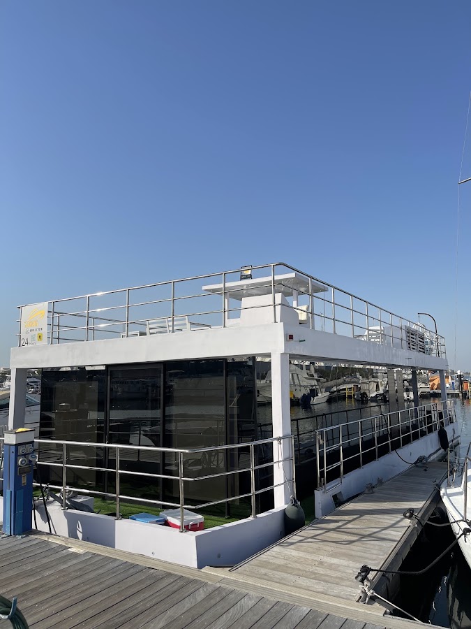 الماريا لتأجير اليخوت Almaria rent boat