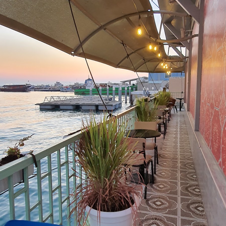 Robusta Coffee روبوستا كافيه