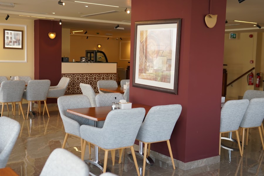 Takht Restaurant