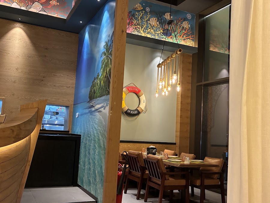 Al Shader Seafood Restaurant - مطعم الشادر للمأكولات البحرية