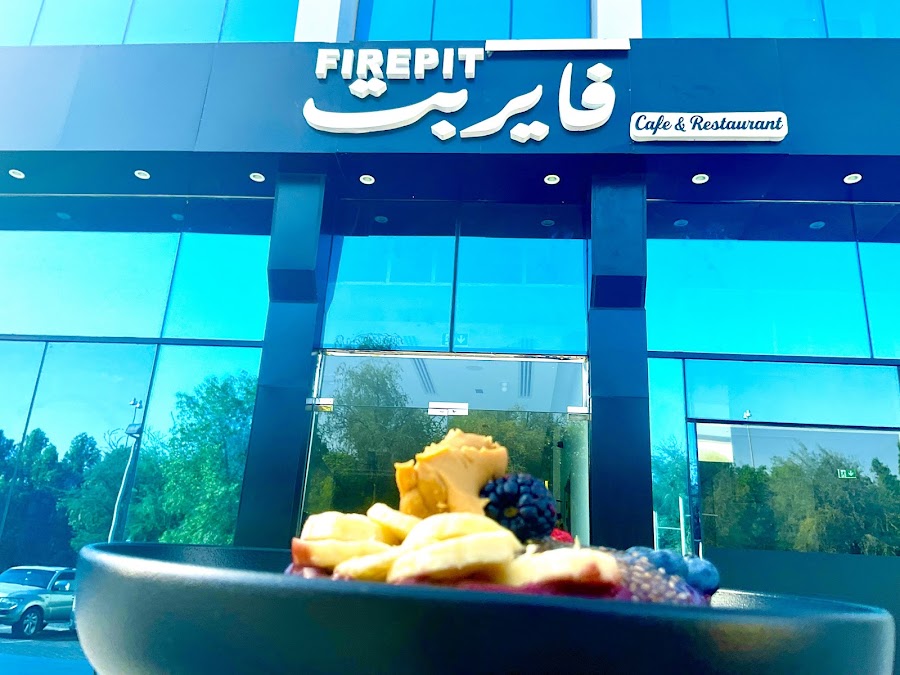 Fire pit cafe & restaurant