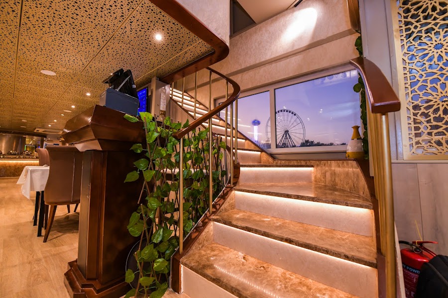 Royal Yacht Restaurant