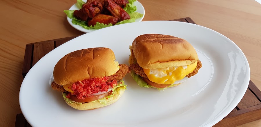 Zaharath Al fareej Emirati Restaurant