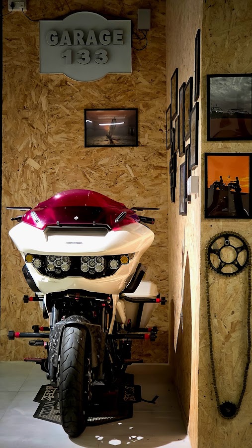 Garage 133