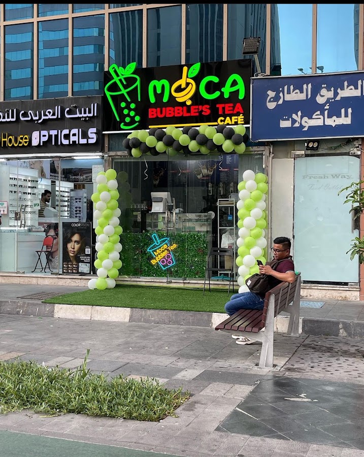 MOCA BUBBLES TEA CAFE