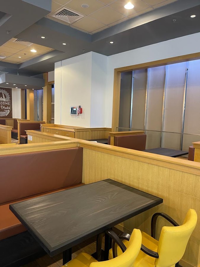 Golden Fork Restaurant Khalidiyah Mall