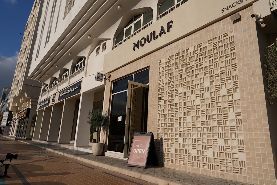 Moulaf Snacks Bar