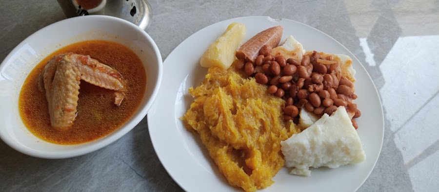 KAMPALA UGANDA Restaurant