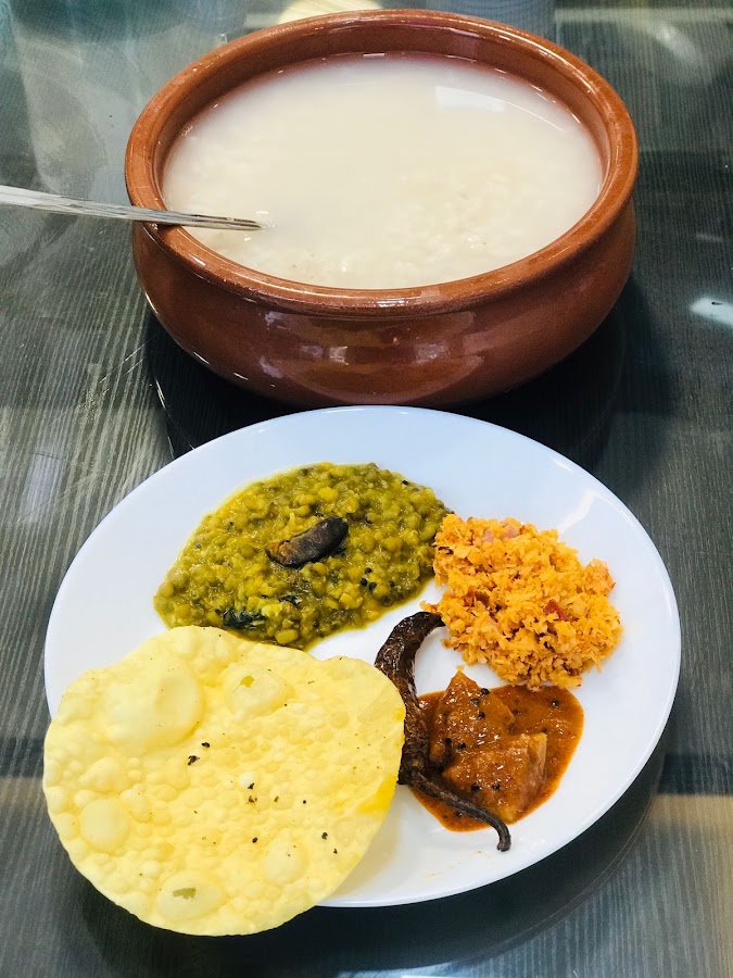 Hazel Tea Spot Cafeteria