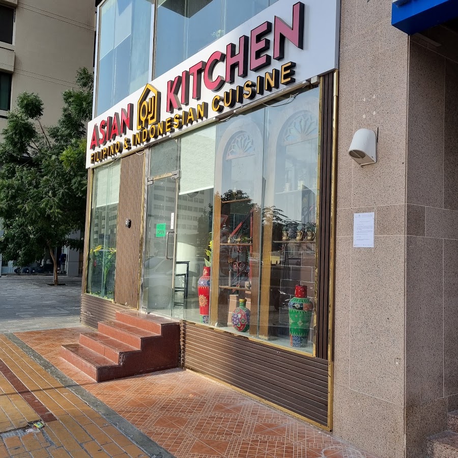 b Restaurant