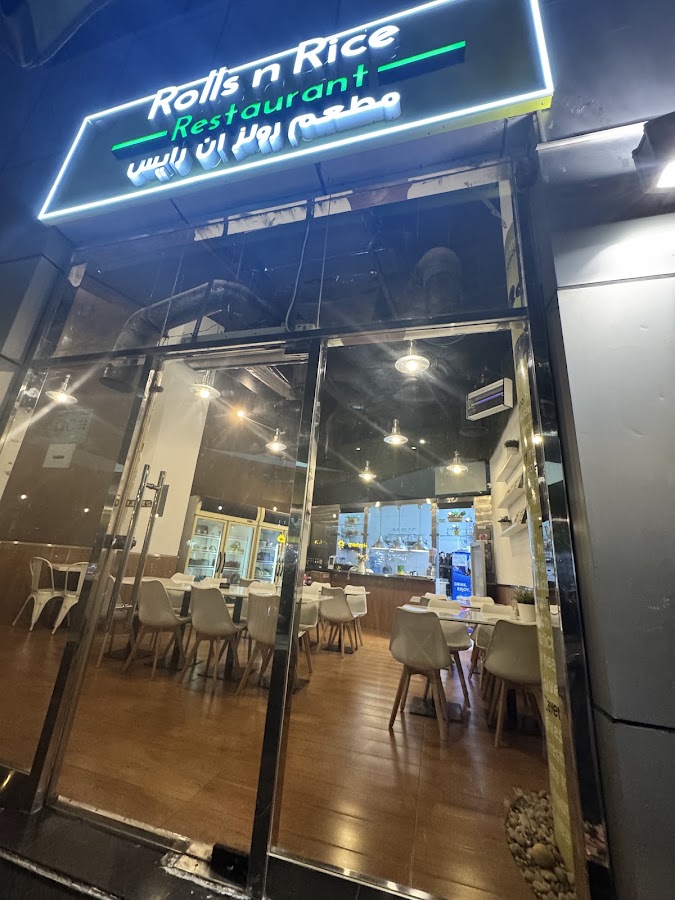 Rolls N Rice Restaurant
