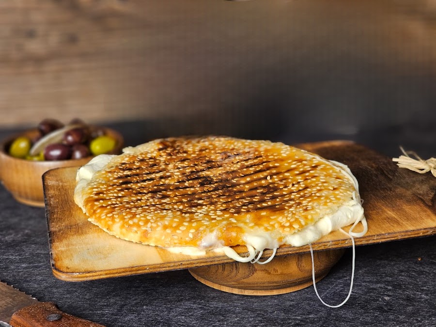 كعكتنا اللبنانية KAAKETNA ALLEBNENIYE