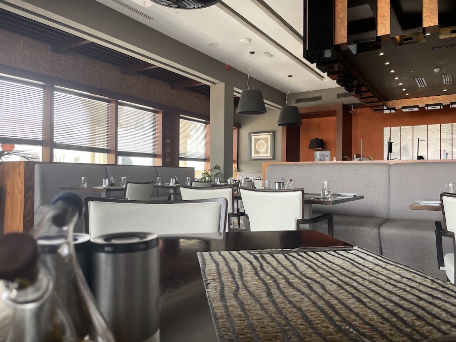 Camacho Italian Restaurant & Sushi Bar