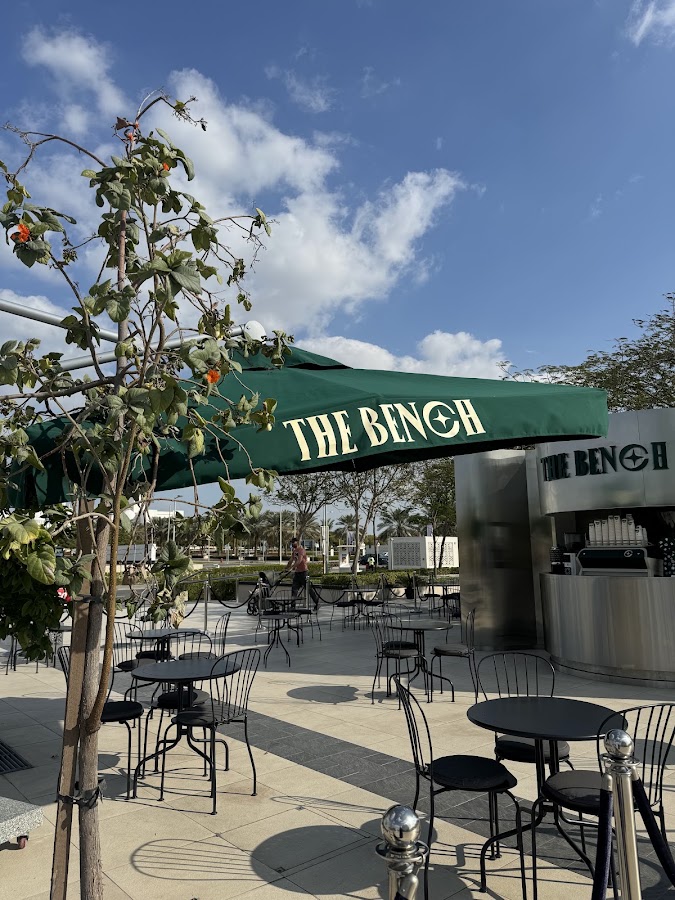 The bench cafe - SZM