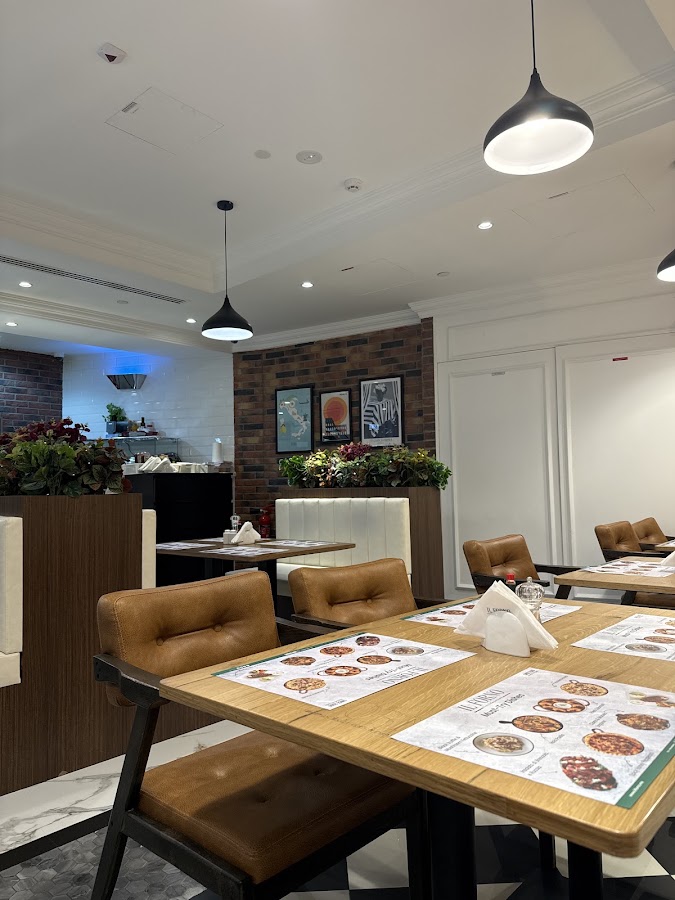 Il Forno, Marina Mall