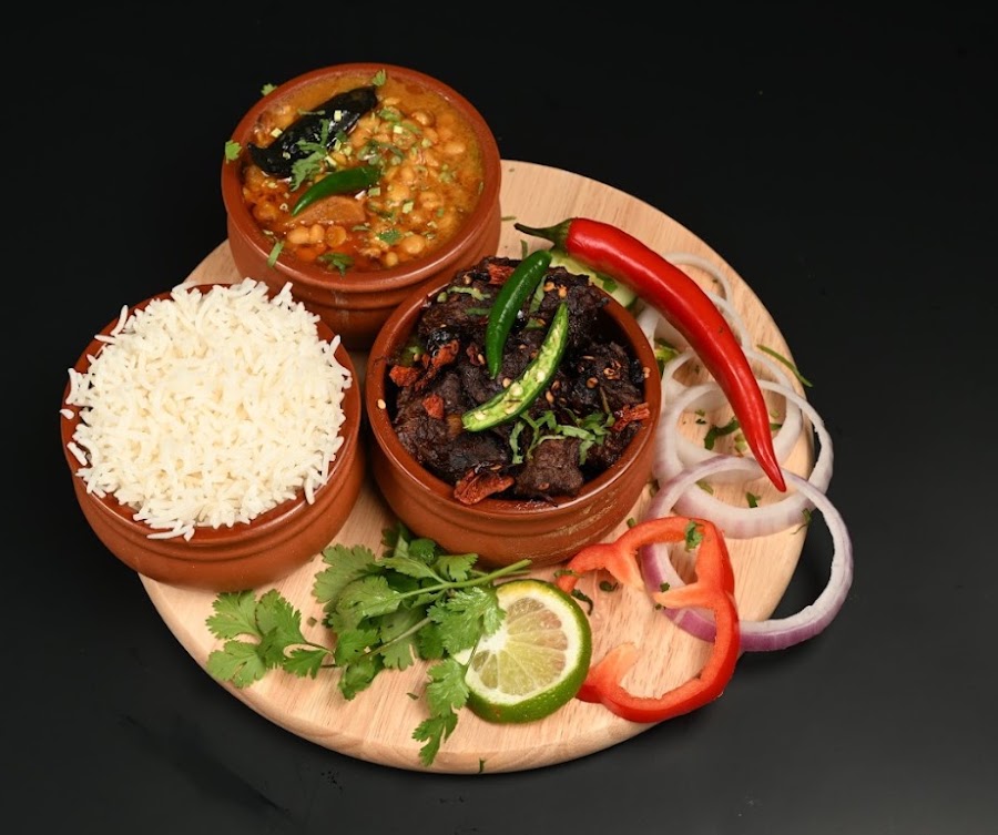 AMRA CHATGAIYA RESTAURANT