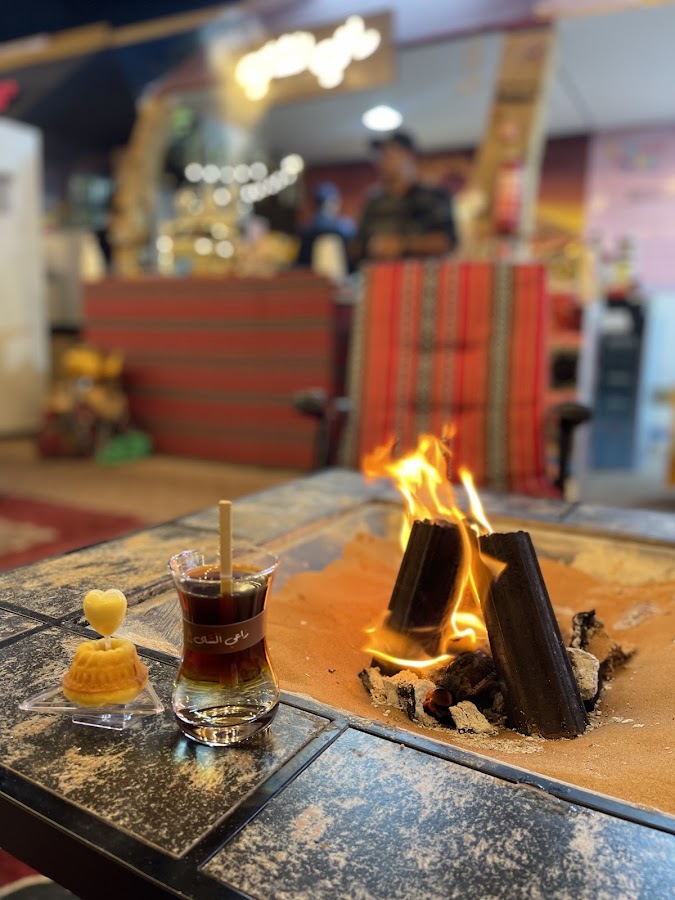 راعي الشاي - أبوظبي خليفة أ