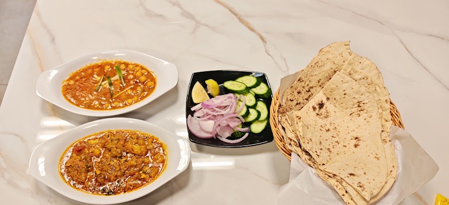 مطـعم بـيـت الاهـوري - Bait Al Lahori Restaurant