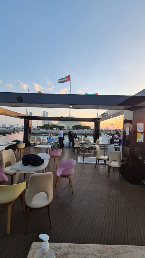 Golden Cruise Restaurant