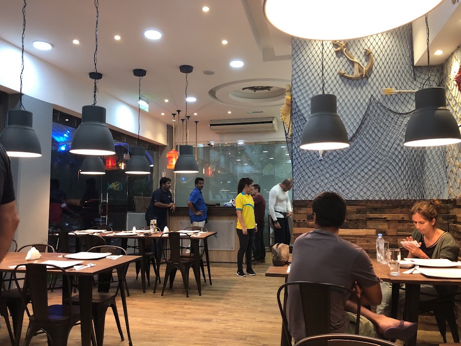 Al Sayyad Restaurant and Grill الصياد لشوى الاسماك