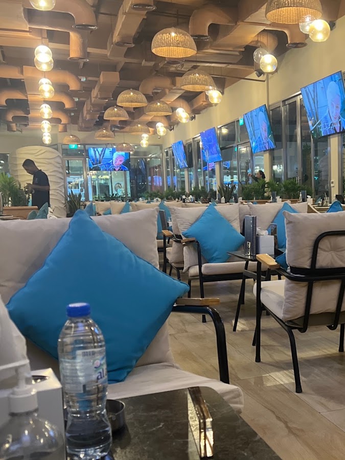 Lecoin cafe
