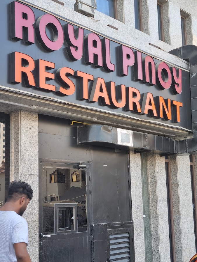 Royal Pinoy Restaurant
