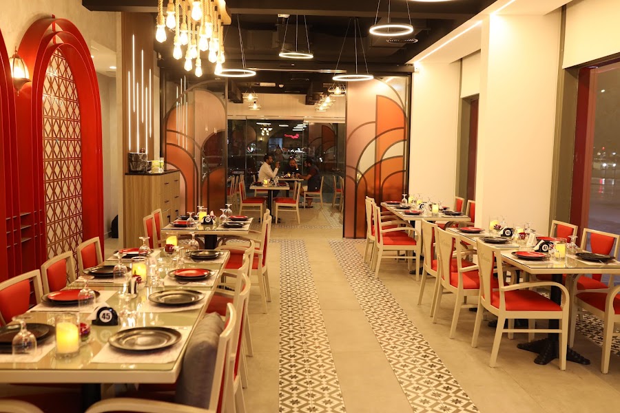 Mono Restaurant & Cafe