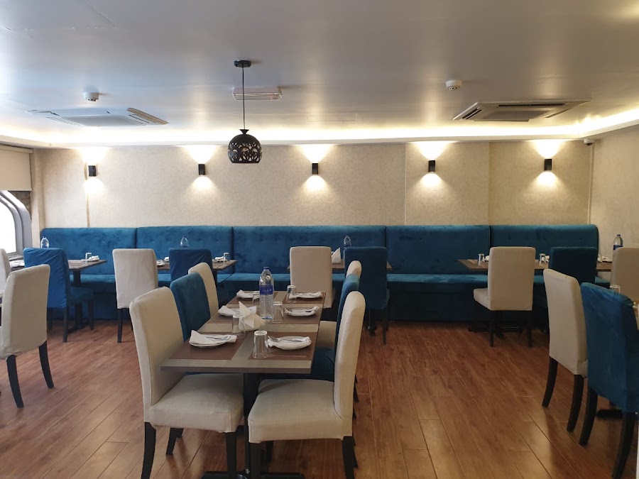 Golden Spoon vegetarian restaurant