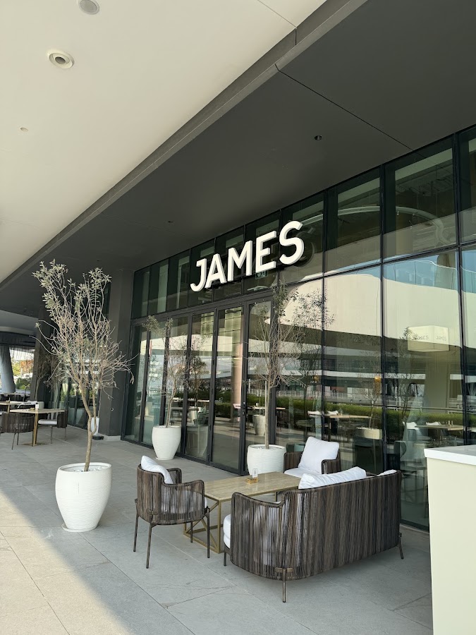 James Cafe