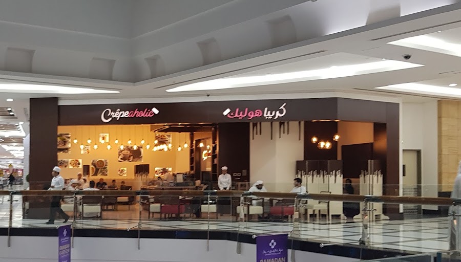 Crepeaholic Cafe