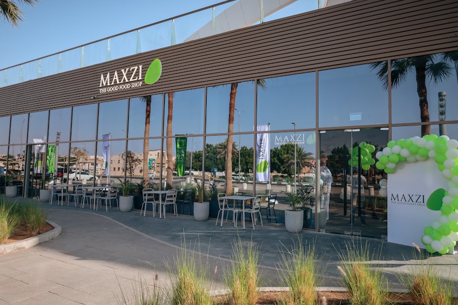 Maxzi The Good Food Shop - Al Jimi Mall